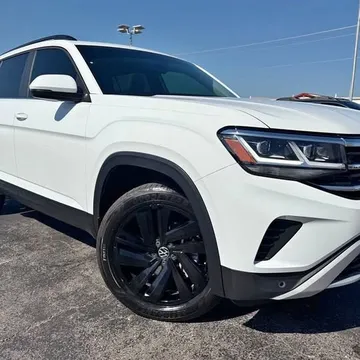 2022 Volkswagen Atlas 2.0T SE w/Technology