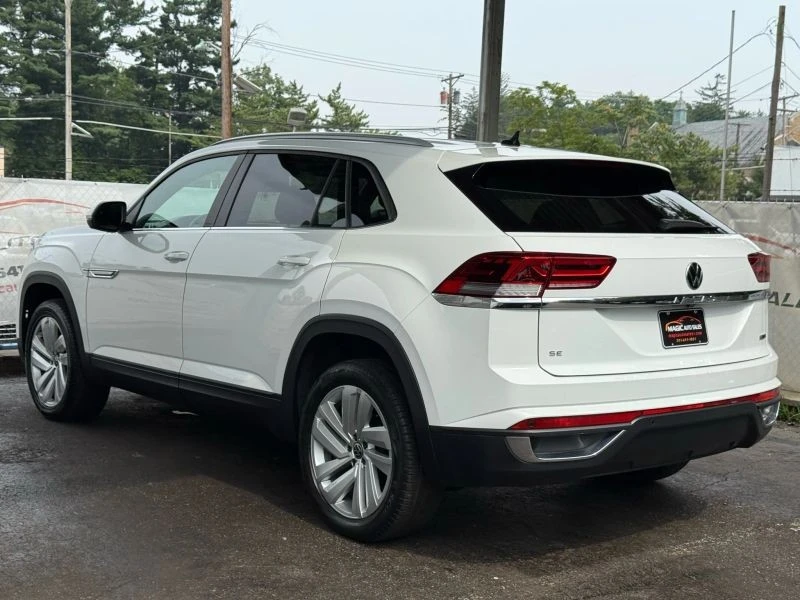 2022 Volkswagen Atlas - Image 11 of 12