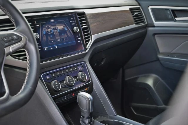 2022 Volkswagen Atlas - Image 8 of 16