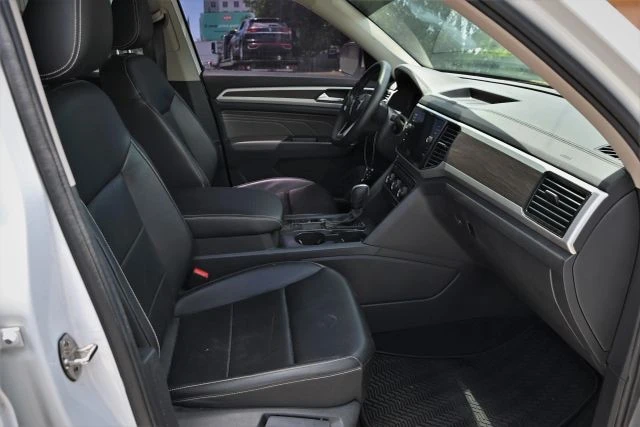 2022 Volkswagen Atlas - Image 10 of 16