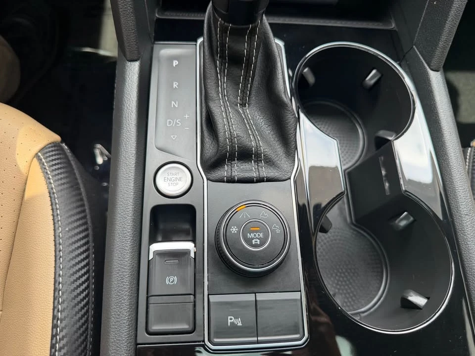 2022 Volkswagen Atlas - Image 17 of 20