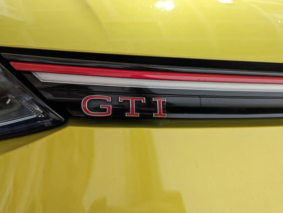 2022 Volkswagen GTI Mk8 - Image 14 of 31
