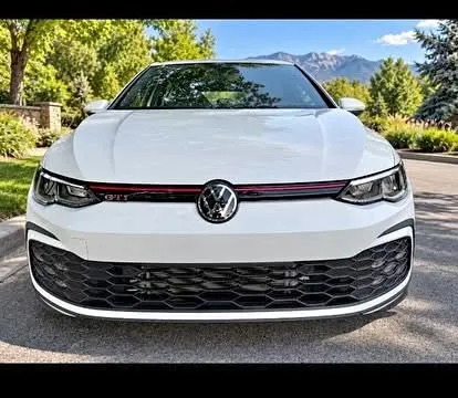 2022 Volkswagen Golf GTI S