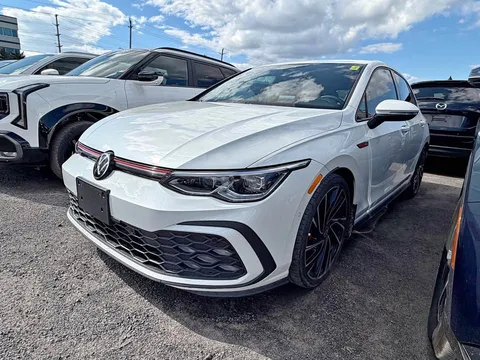 2022 Volkswagen Golf GTI Performance
