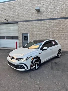 2022 Volkswagen Golf GTI SE