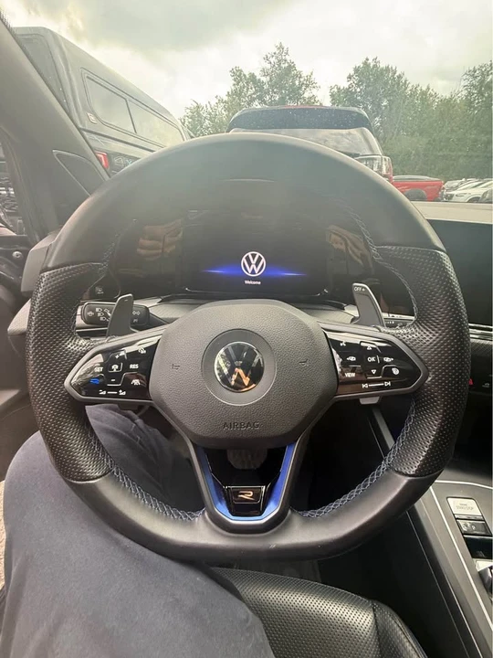 2022 Volkswagen Golf R Mk8 - Image 9 of 13
