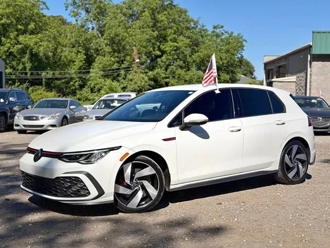 2022 Volkswagen GTI 2.0T Hatchback Sedan 4D