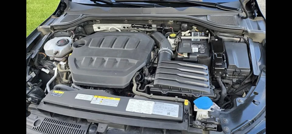 2022 Volkswagen GTI Mk8 - Image 4 of 8