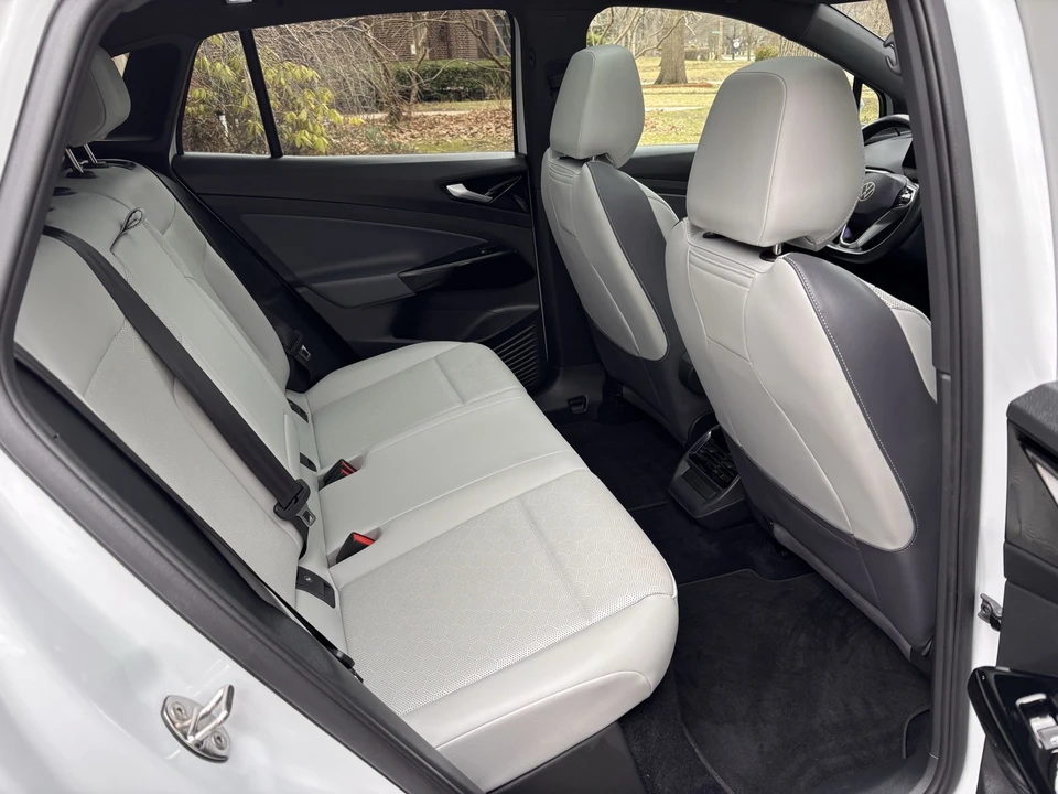 2022 Volkswagen ID.4 - Image 5 of 14
