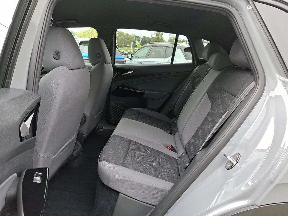 2022 Volkswagen ID.4 - Image 10 of 12