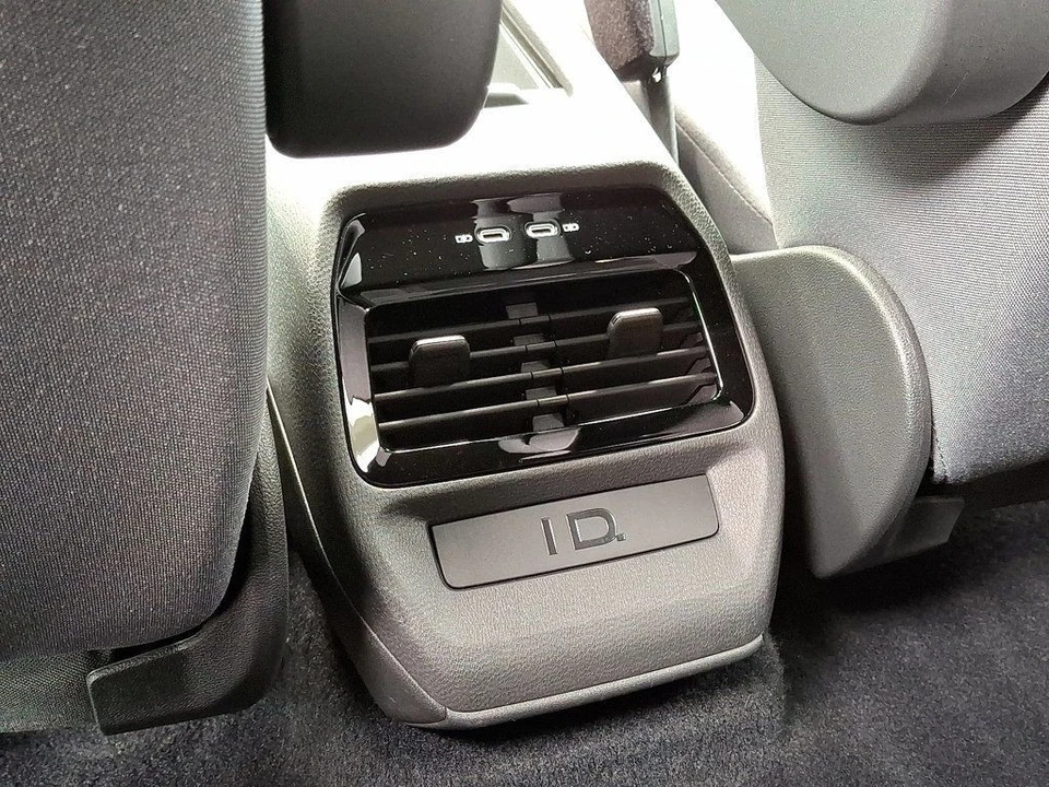 2022 Volkswagen ID.4 - Image 11 of 12