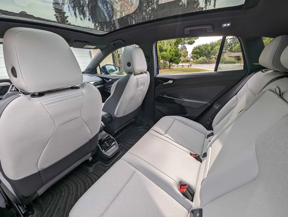 2022 Volkswagen ID.4 - Image 6 of 7