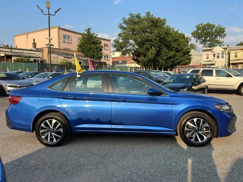 2022 Volkswagen A7 Jetta - Image 8 of 12