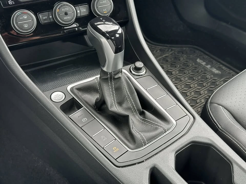 2022 Volkswagen A7 Jetta - Image 12 of 16