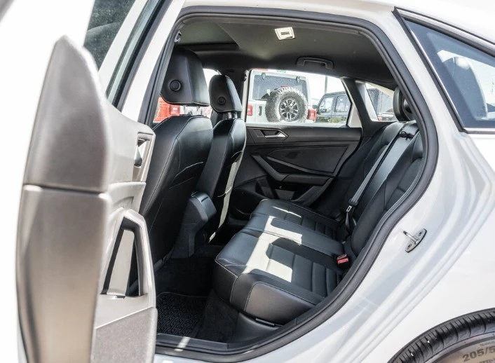 2022 Volkswagen A7 Jetta - Image 4 of 8