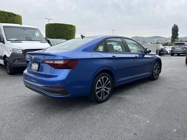 2022 Volkswagen A7 Jetta - Image 2 of 11
