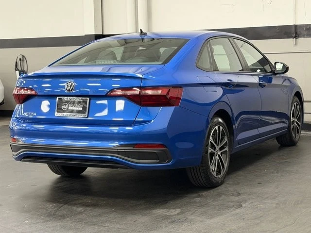 2022 Volkswagen A7 Jetta - Image 12 of 31