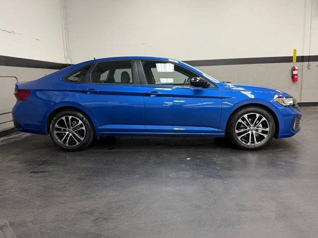 2022 Volkswagen A7 Jetta - Image 5 of 12