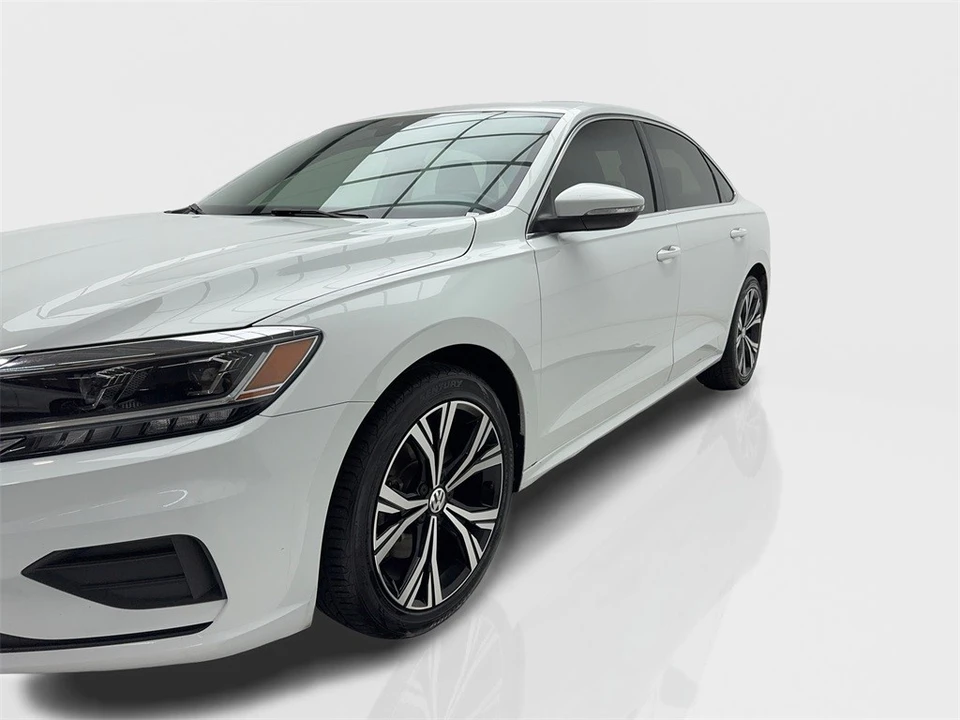 2022 Volkswagen Passat - Image 3 of 12