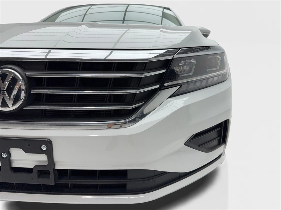 2022 Volkswagen Passat - Image 5 of 12