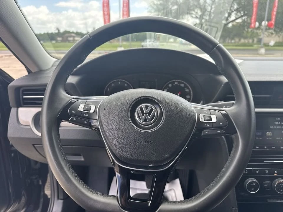 2022 Volkswagen Passat - Image 15 of 19