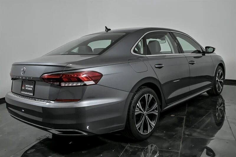2022 Volkswagen Passat - Image 10 of 21