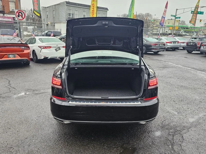 2022 Volkswagen Passat - Image 8 of 12