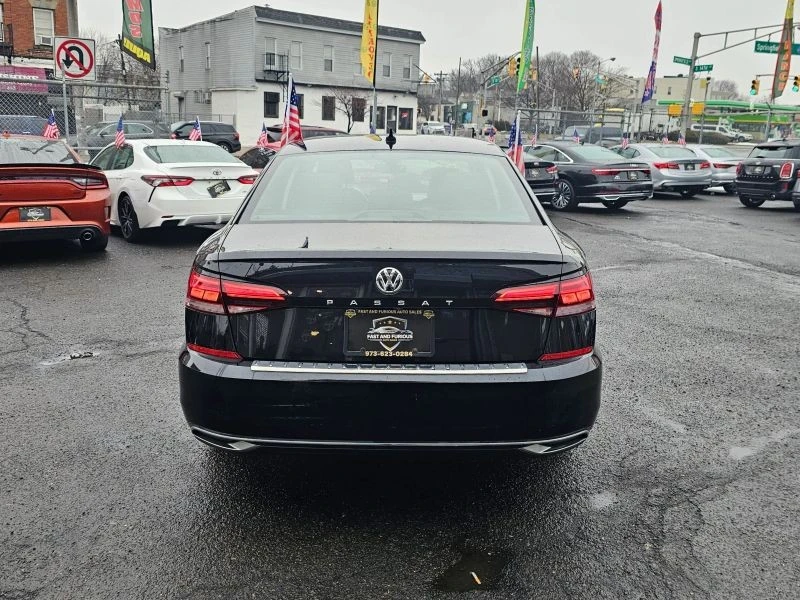2022 Volkswagen Passat - Image 7 of 12