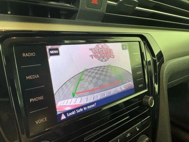 2022 Volkswagen Passat - Image 18 of 21
