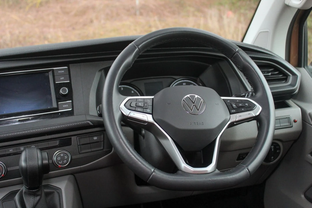 2022 Volkswagen EuroVan - Image 28 of 30