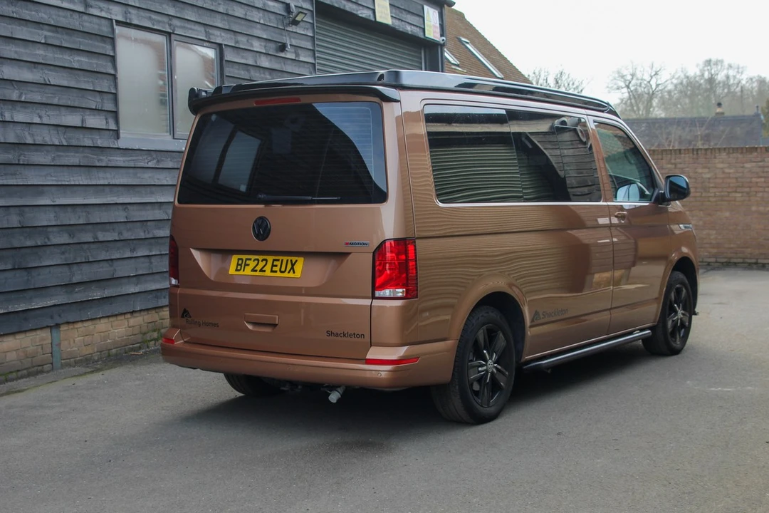 2022 Volkswagen EuroVan - Image 17 of 30