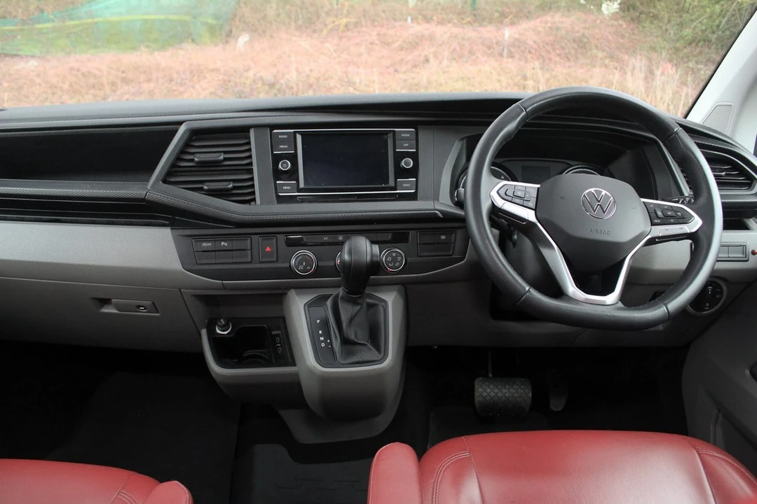 2022 Volkswagen EuroVan - Image 27 of 30