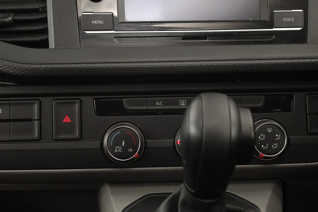 2022 Volkswagen EuroVan - Image 29 of 30