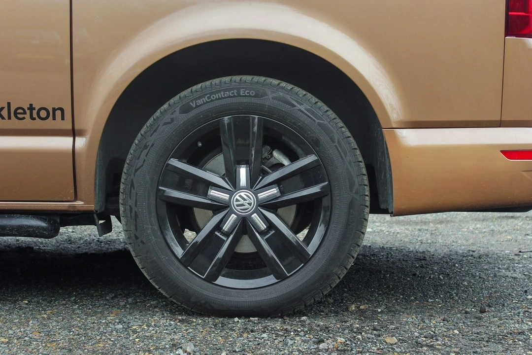 2022 Volkswagen EuroVan - Image 23 of 30