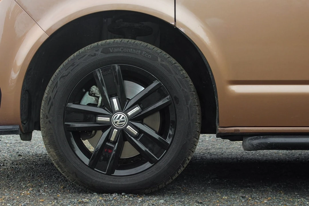 2022 Volkswagen EuroVan - Image 24 of 30