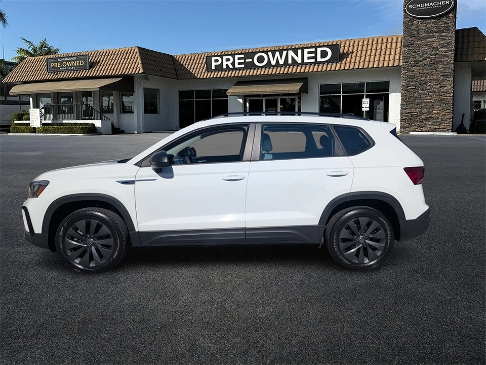 2022 Volkswagen Taos - Image 4 of 21