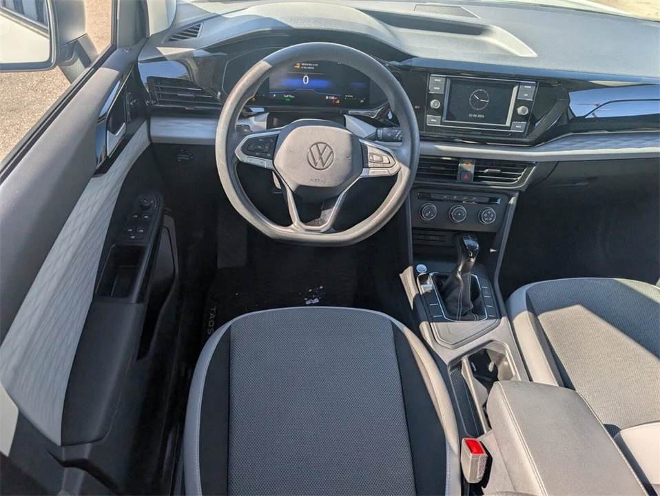 2022 Volkswagen Taos - Image 14 of 21