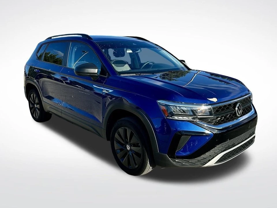 2022 Volkswagen Taos - Image 2 of 12