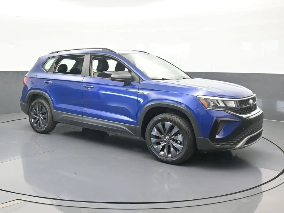 2022 Volkswagen Taos - Image 8 of 12