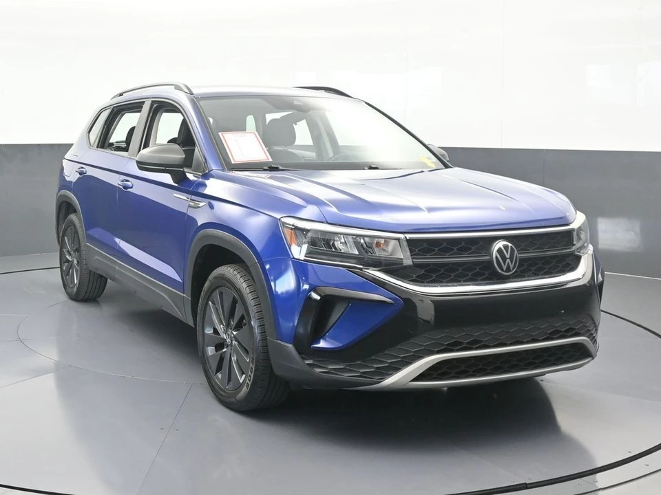 2022 Volkswagen Taos - Image 9 of 12