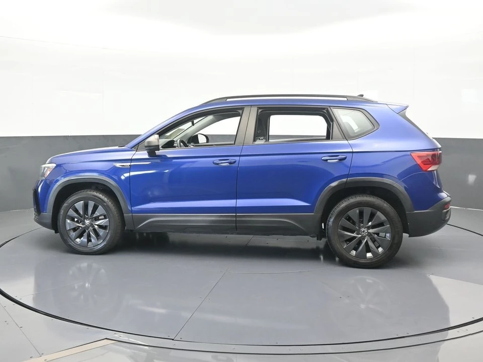 2022 Volkswagen Taos - Image 3 of 12