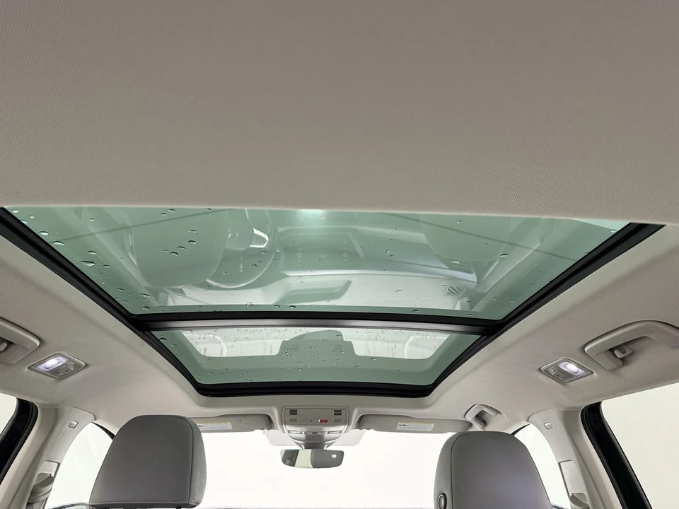 2022 Volkswagen Taos - Image 9 of 12