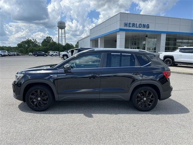 2022 Volkswagen Taos - Image 5 of 21