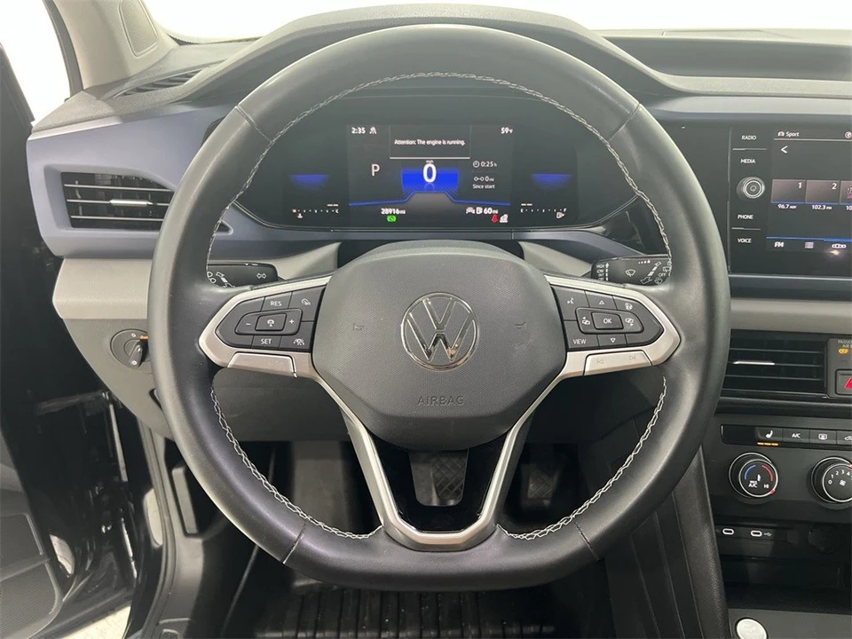 2022 Volkswagen Taos - Image 11 of 21