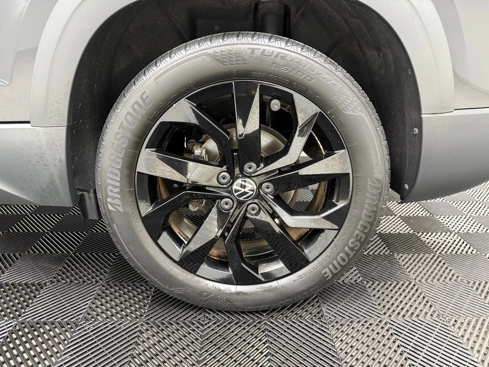 2022 Volkswagen Taos - Image 11 of 21