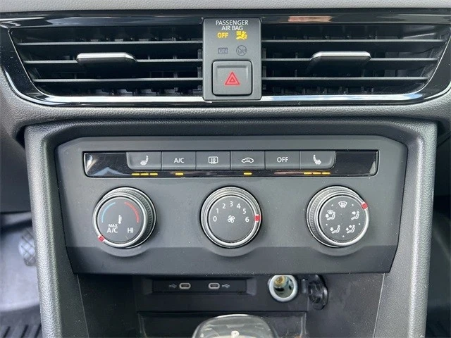 2022 Volkswagen Taos - Image 17 of 21