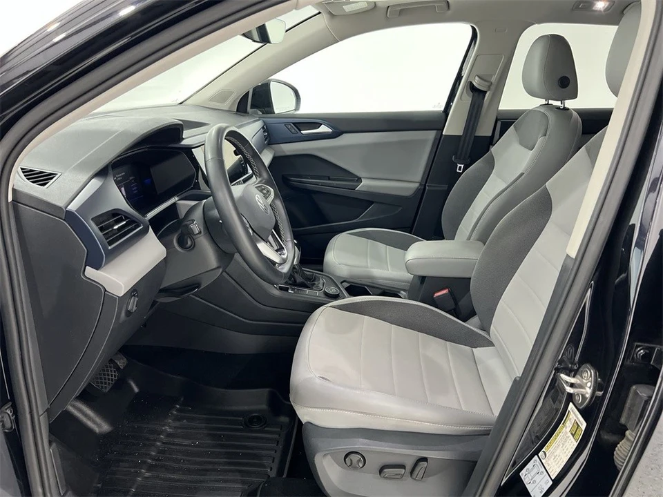 2022 Volkswagen Taos - Image 19 of 21