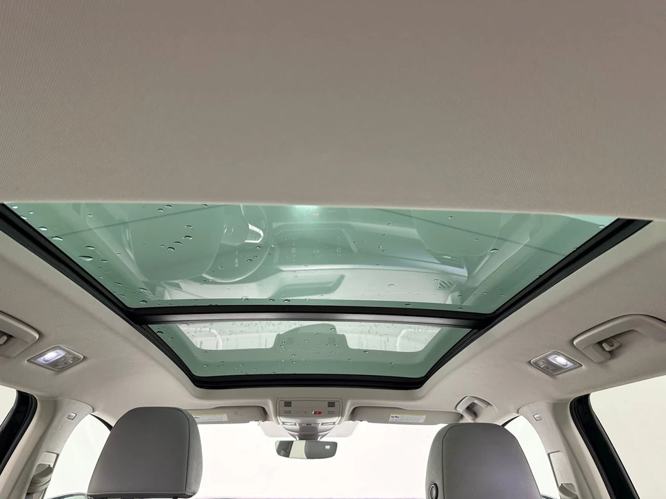 2022 Volkswagen Taos - Image 9 of 21