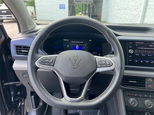 2022 Volkswagen Taos - Image 11 of 21