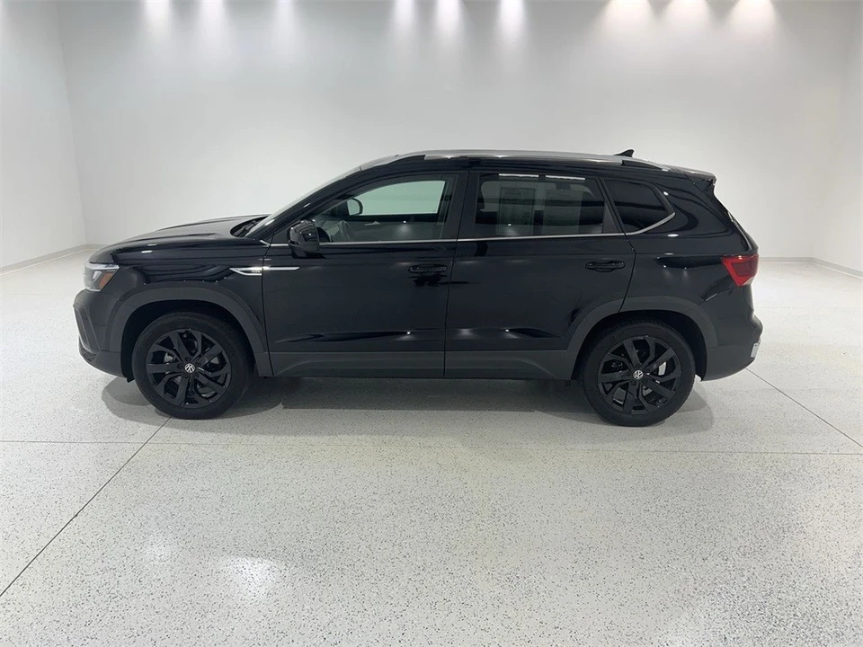 2022 Volkswagen Taos - Image 5 of 21